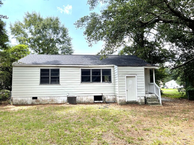 Building Photo - Adorable home !