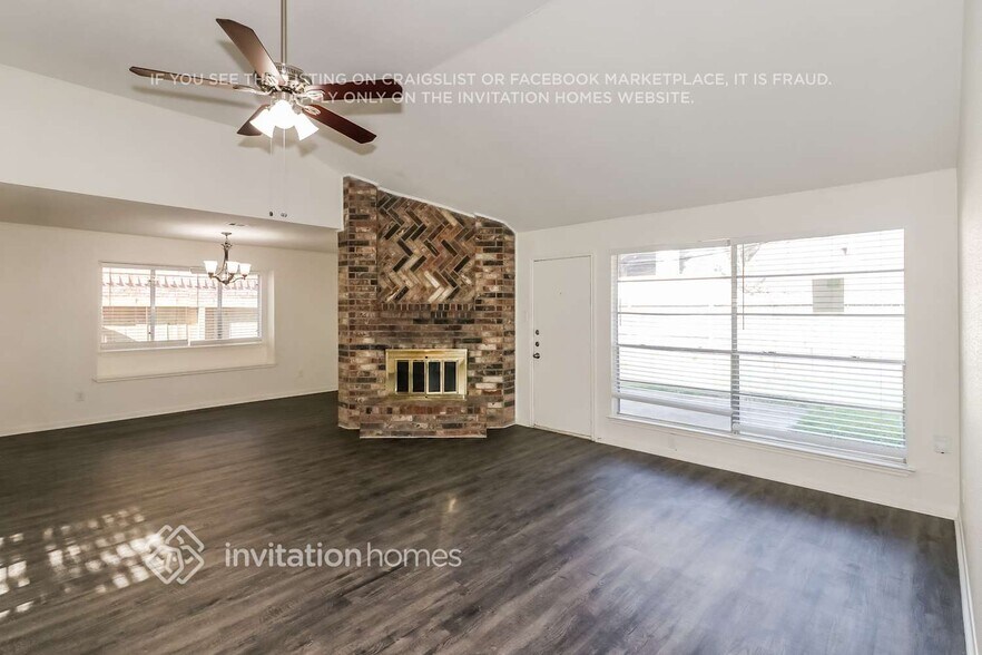 Building Photo - 3543 Windmoor Dr
