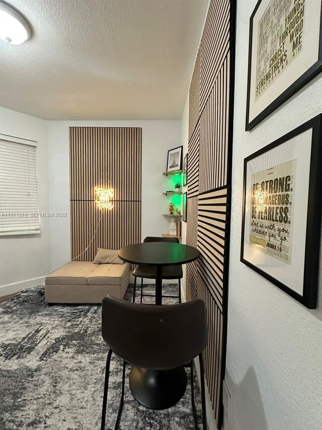 Building Photo - 10901 NW 83rd St