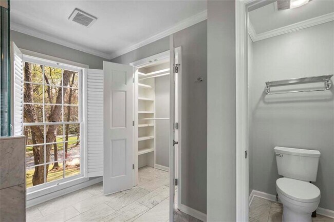 Building Photo - 1400 N Morningside Dr NE