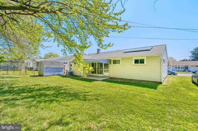 Building Photo - 5506 Adleigh Ave