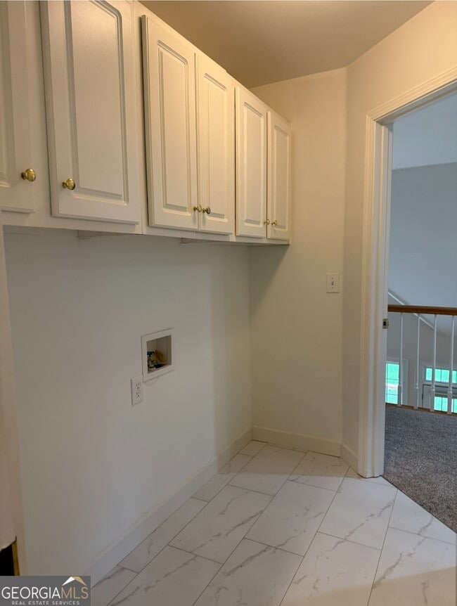 Building Photo - 1202 Loxley Cir