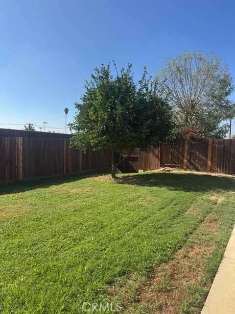 Building Photo - 270 W Campus View Dr