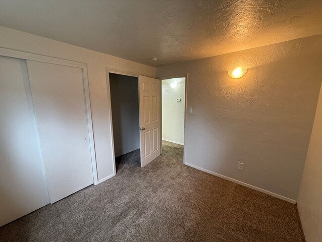 Building Photo - 535 N Street-1