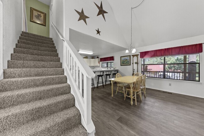 Building Photo - 126 North St