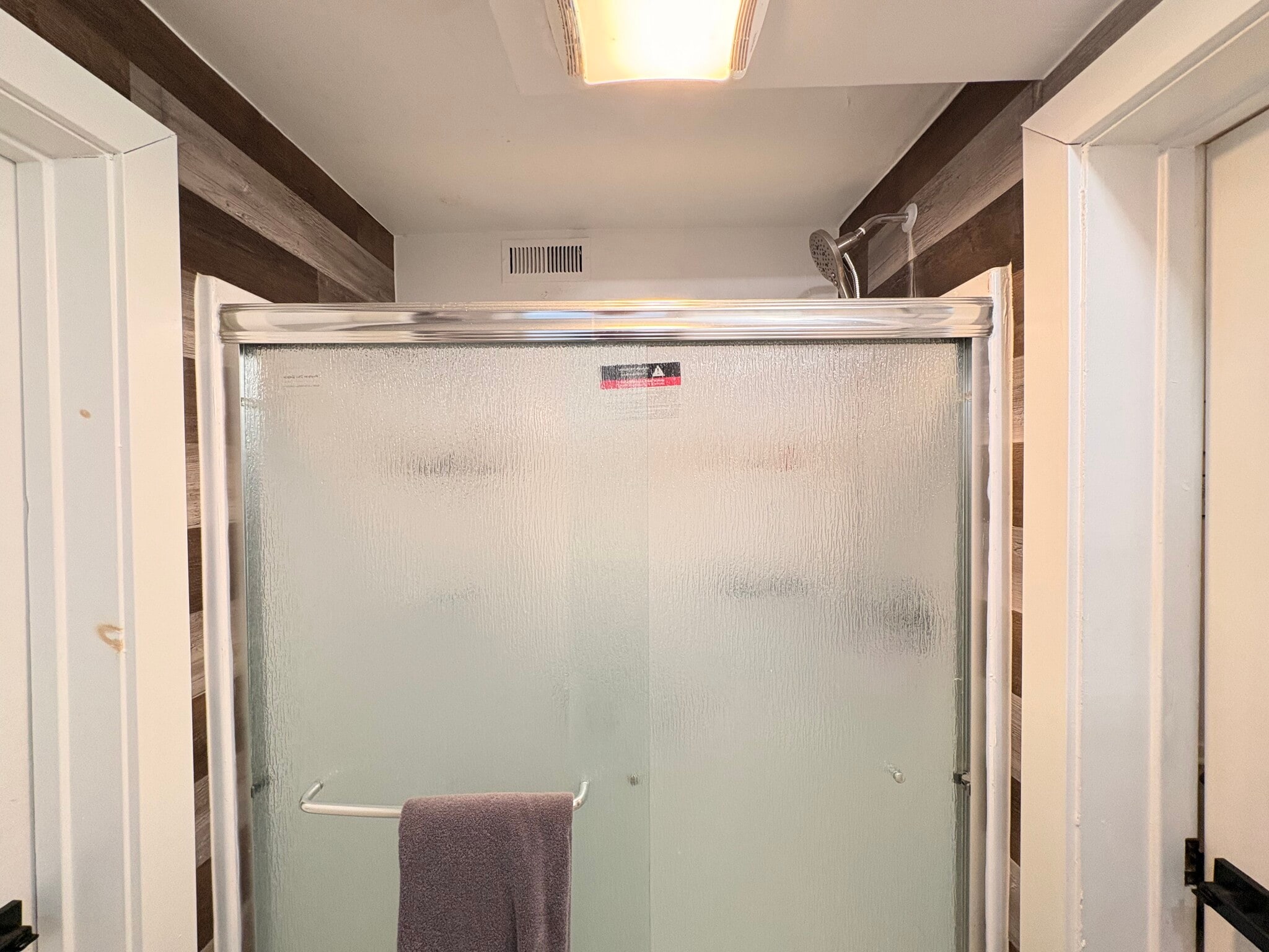 Building Photo - 5737 Hobart St