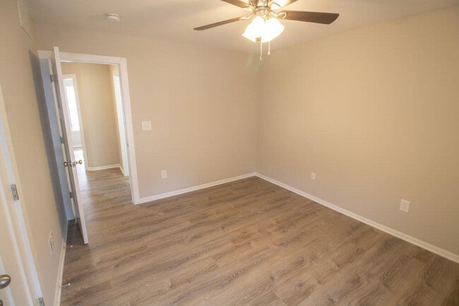 Building Photo - 1401 Bodie Dr