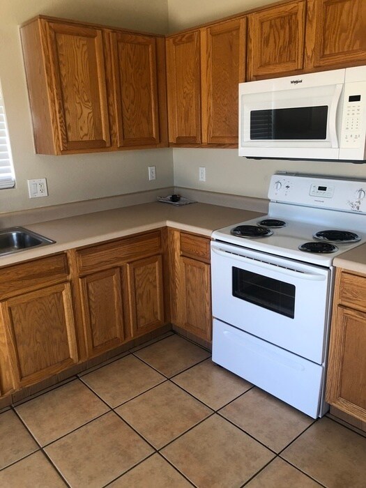 Building Photo - Large Corner Lot in Citrus Point