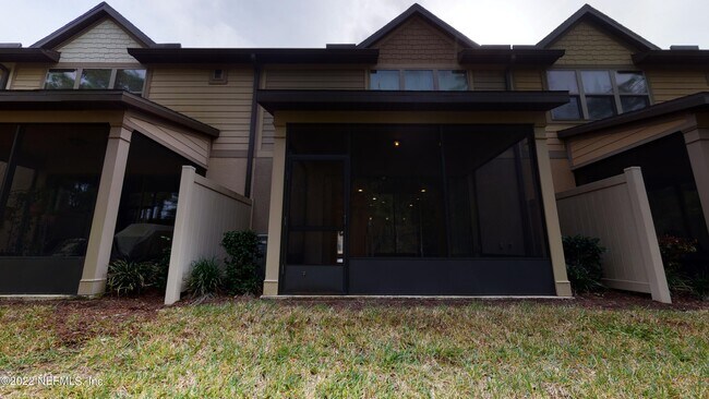 Building Photo - 7027 Coldwater Dr