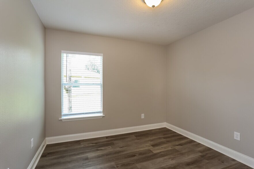 Building Photo - 1116 Coveyrise Ct