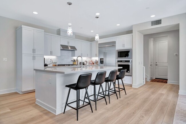 Building Photo - Amazing New Construction House!