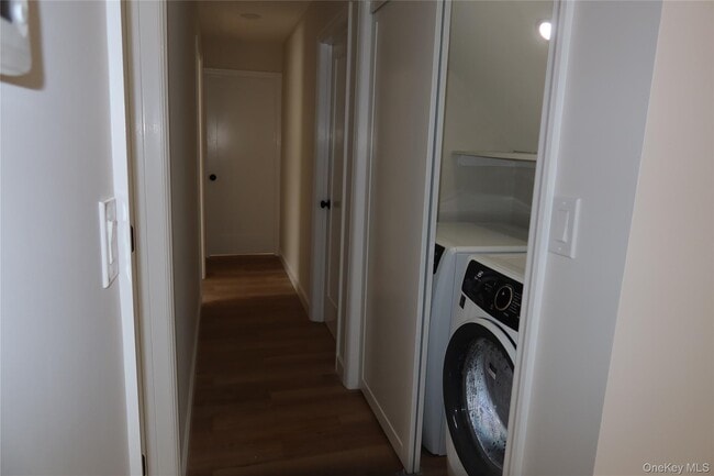 Building Photo - 93 4th Ave