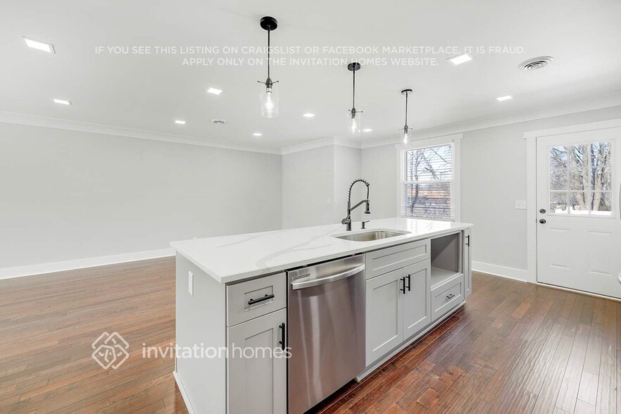 Building Photo - 5104 Parishwood Ct