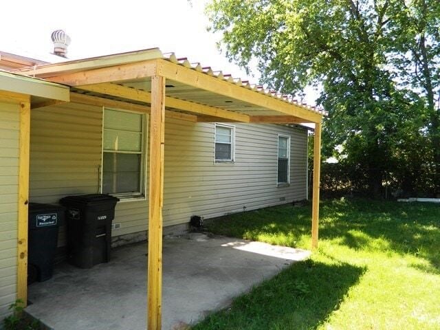Building Photo - 5220 James Ave