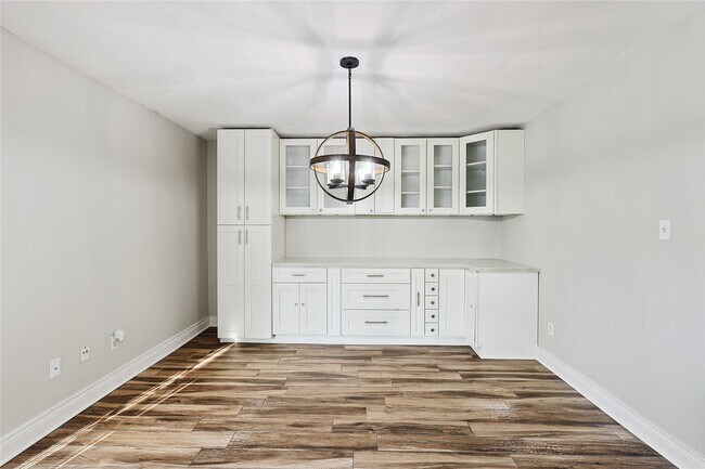 Building Photo - 17310 Nordway Dr