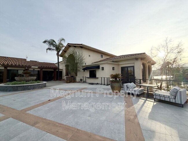 Building Photo - 23775 Cruise Cir Dr