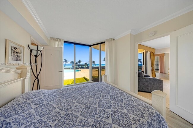 Building Photo - 17555 Collins Ave