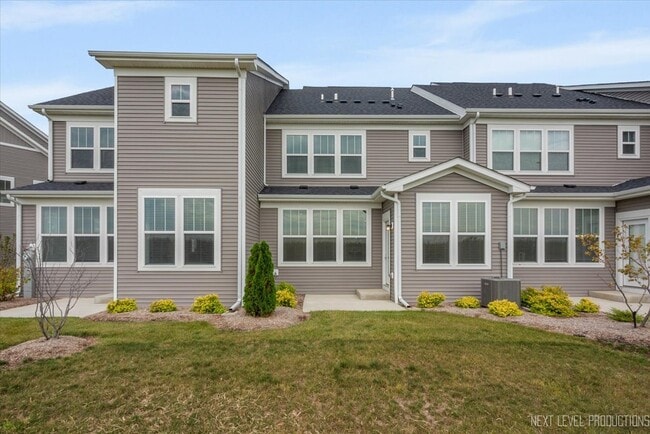Building Photo - 2223 Ryegrass Ln