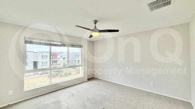 Building Photo - 1250 Abbey Ln