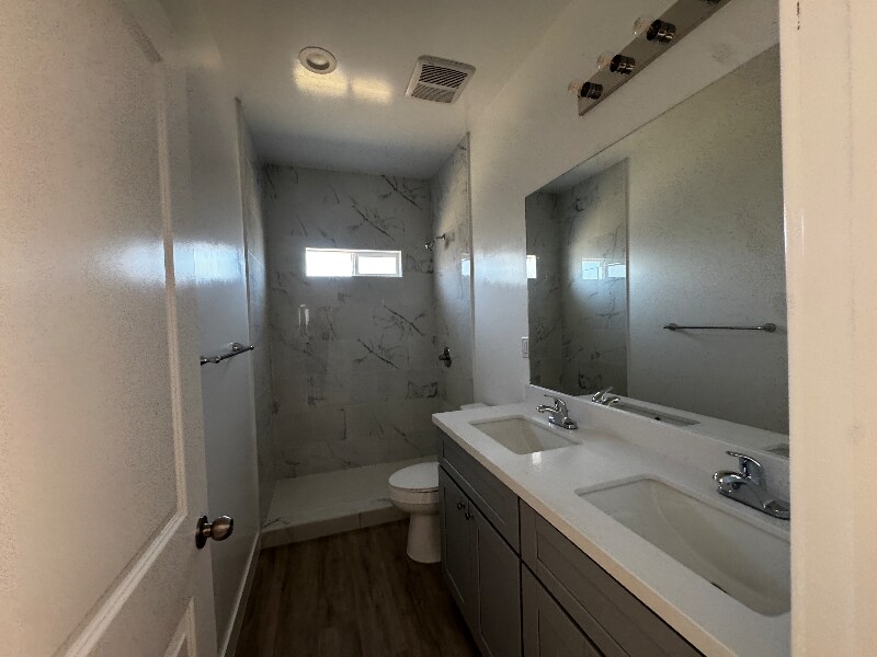 Building Photo - 7215 Del rosa