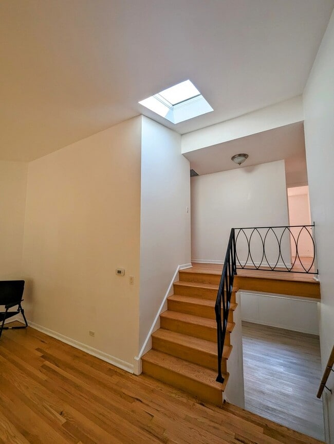 Building Photo - 8557 N National Ave