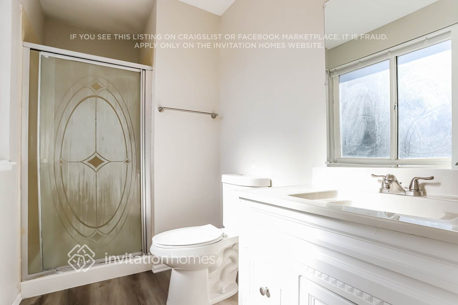 Building Photo - 14499 E Wesley Ave