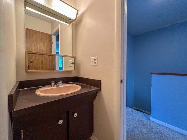 Building Photo - 52 Currier Way