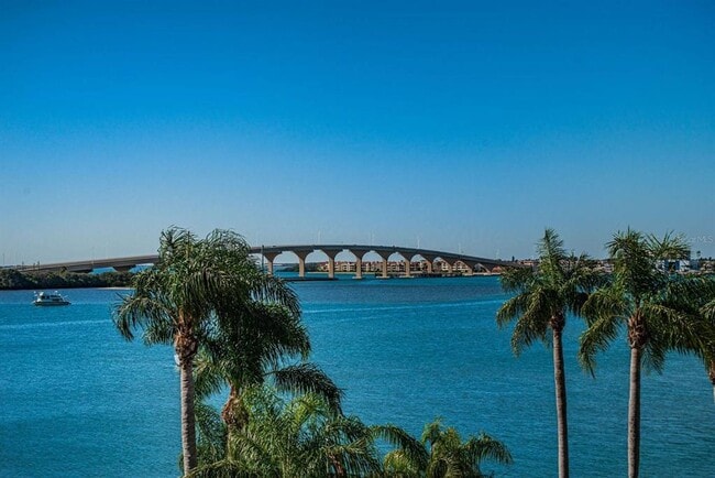 Building Photo - 6357 Bahia Del Mar Blvd S