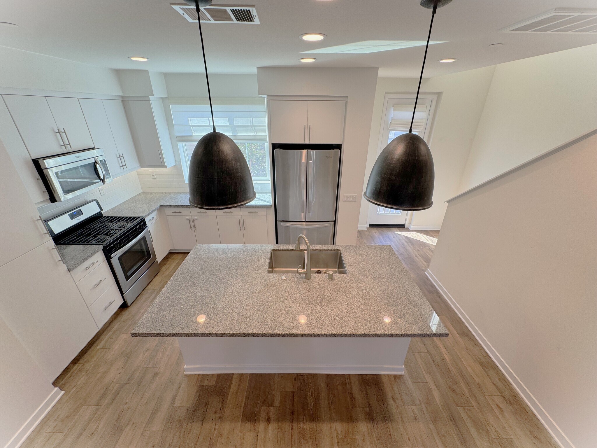 Kitchen - 2729 Sunrise Way