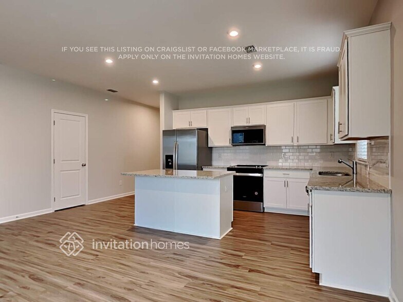 Building Photo - 4052 Ferris Ln