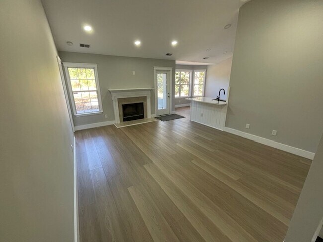 Building Photo - Remodeled Home with Excellent Location and Privacy - The Traditions