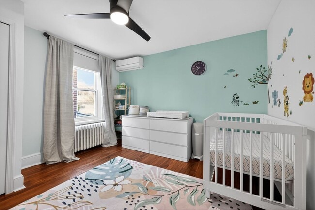 Building Photo - 4 Bedroom, 2 Bath Conshohocken Gem!