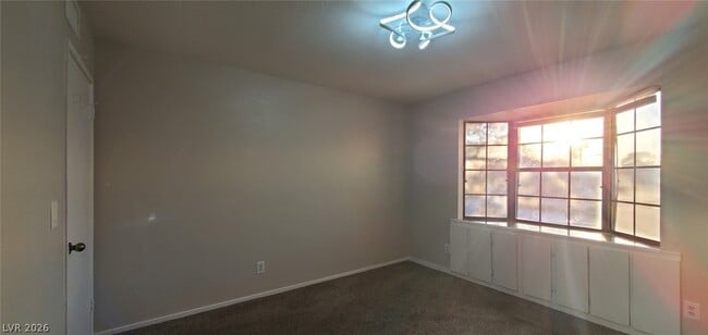 Building Photo - 5088 Jeffreys St