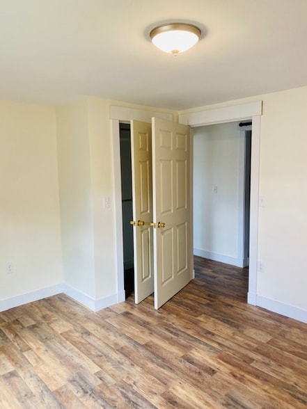 Building Photo - 812 Brunswick Ave