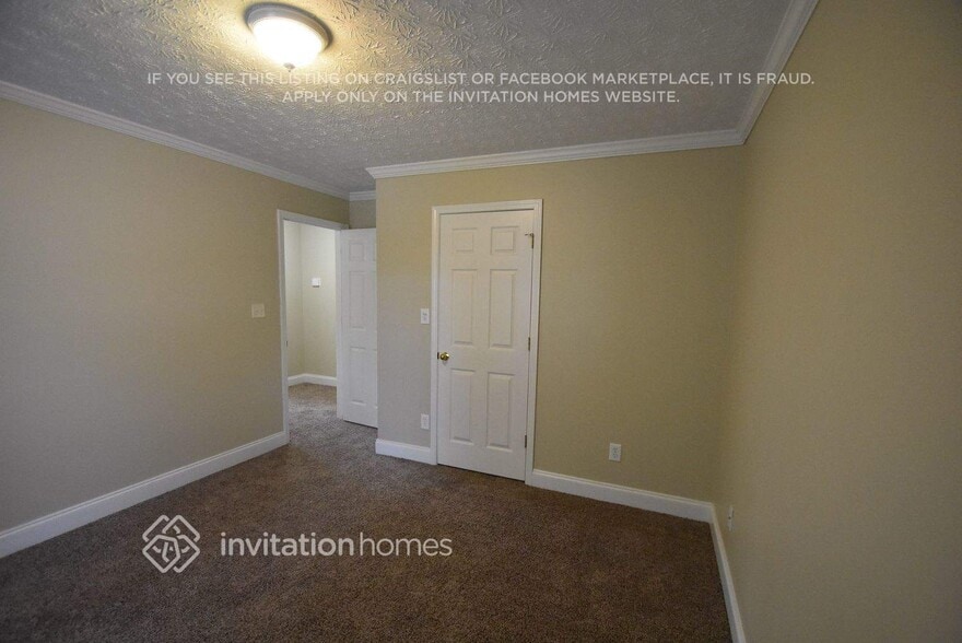 Building Photo - 1232 Summer Ln