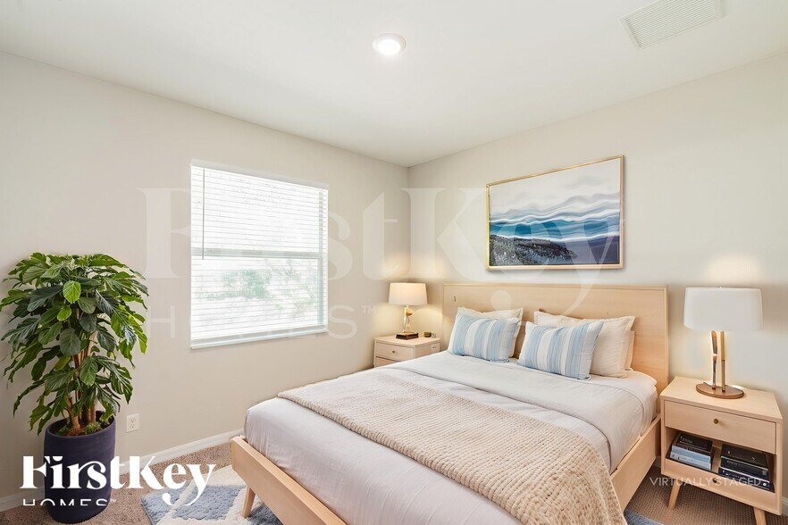 Building Photo - 2081 Nuremberg Blvd