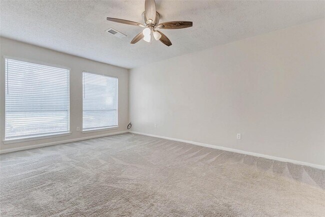 Building Photo - 1018 Rock Canyon Dr
