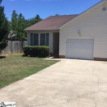 Building Photo - Ready now! Enjoy a private serene setting in the heart of the city!