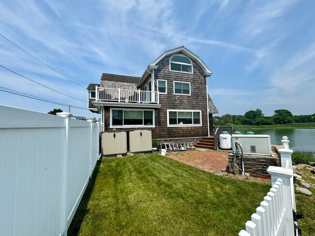 Building Photo - 179 Prospect Ave