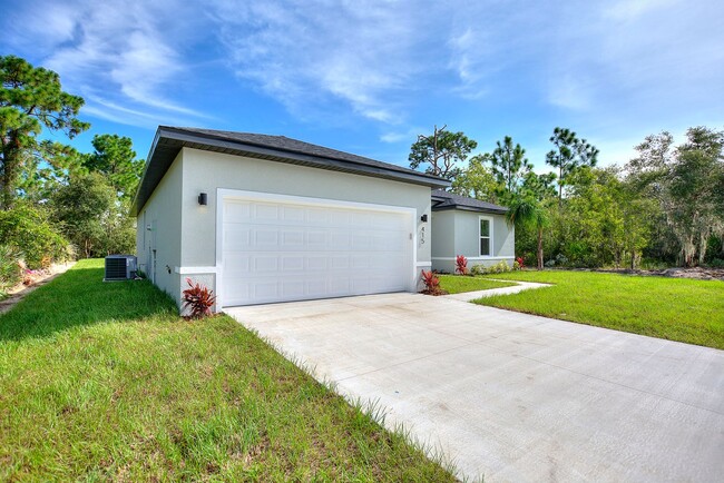 Building Photo - Deposit-Free! Modern, energy efficient hom...