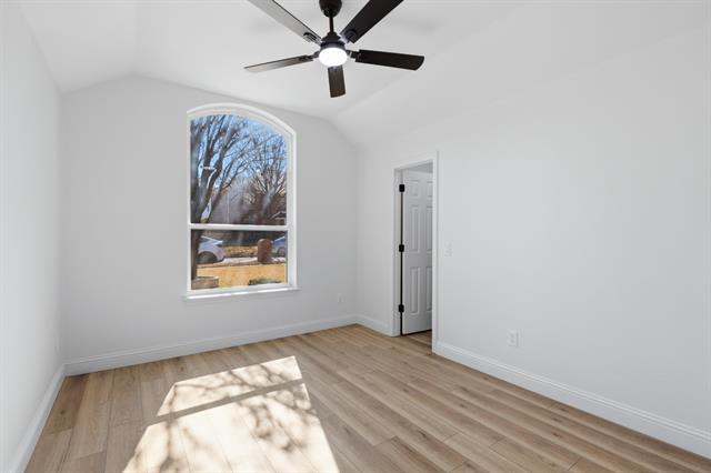 Building Photo - 3013 Kimble Dr