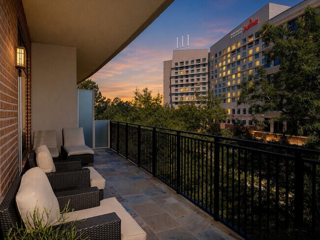 Building Photo - 1 Waterway Ct