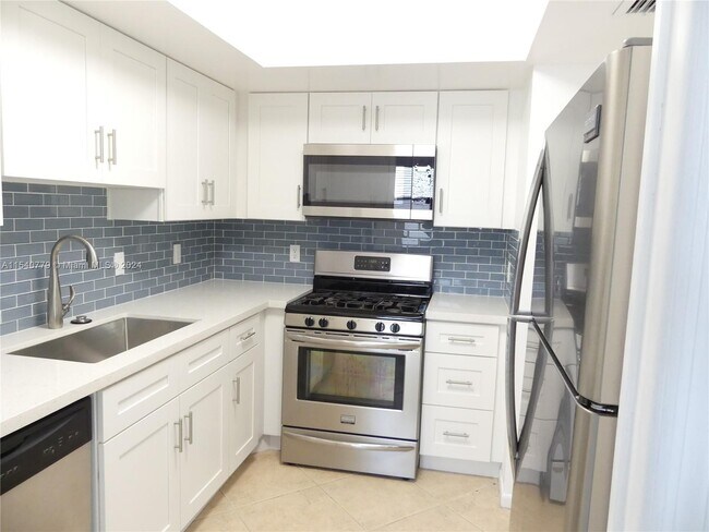 Building Photo - 11387 SW 109th Rd