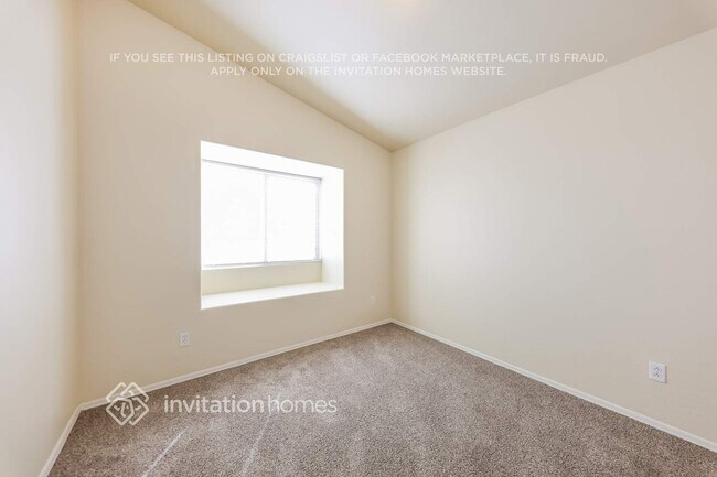 Building Photo - 14530 N 87th Ave