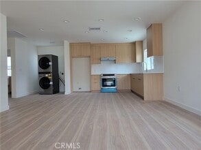 Building Photo - 1567 W 228th St