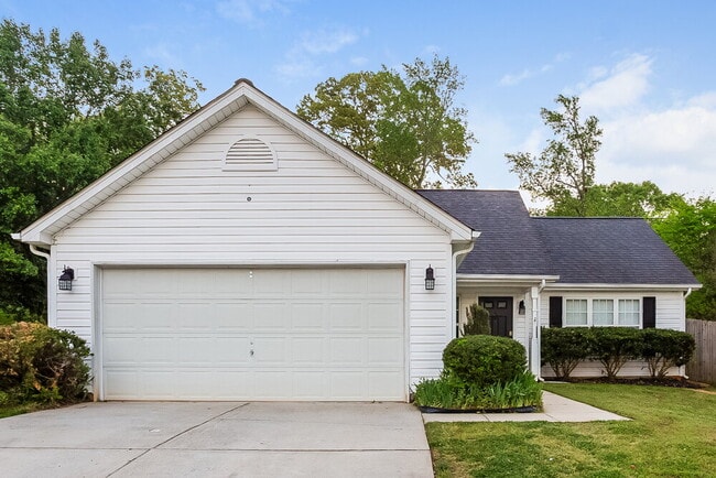 Building Photo - 5832 Mahogany Pl SW