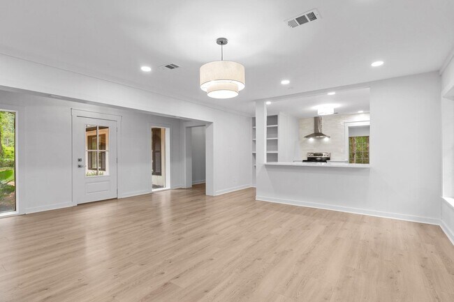 Building Photo - 3333 Meadow Hill Rd