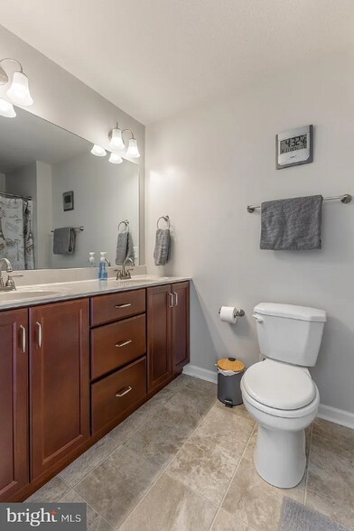 Building Photo - 116 Highpoint Park Dr