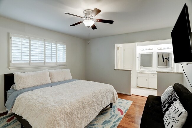 Building Photo - 12523 Briar Forest Dr