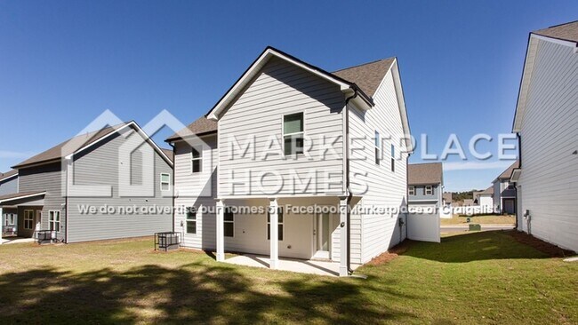 Building Photo - 246 W L Miller Dr